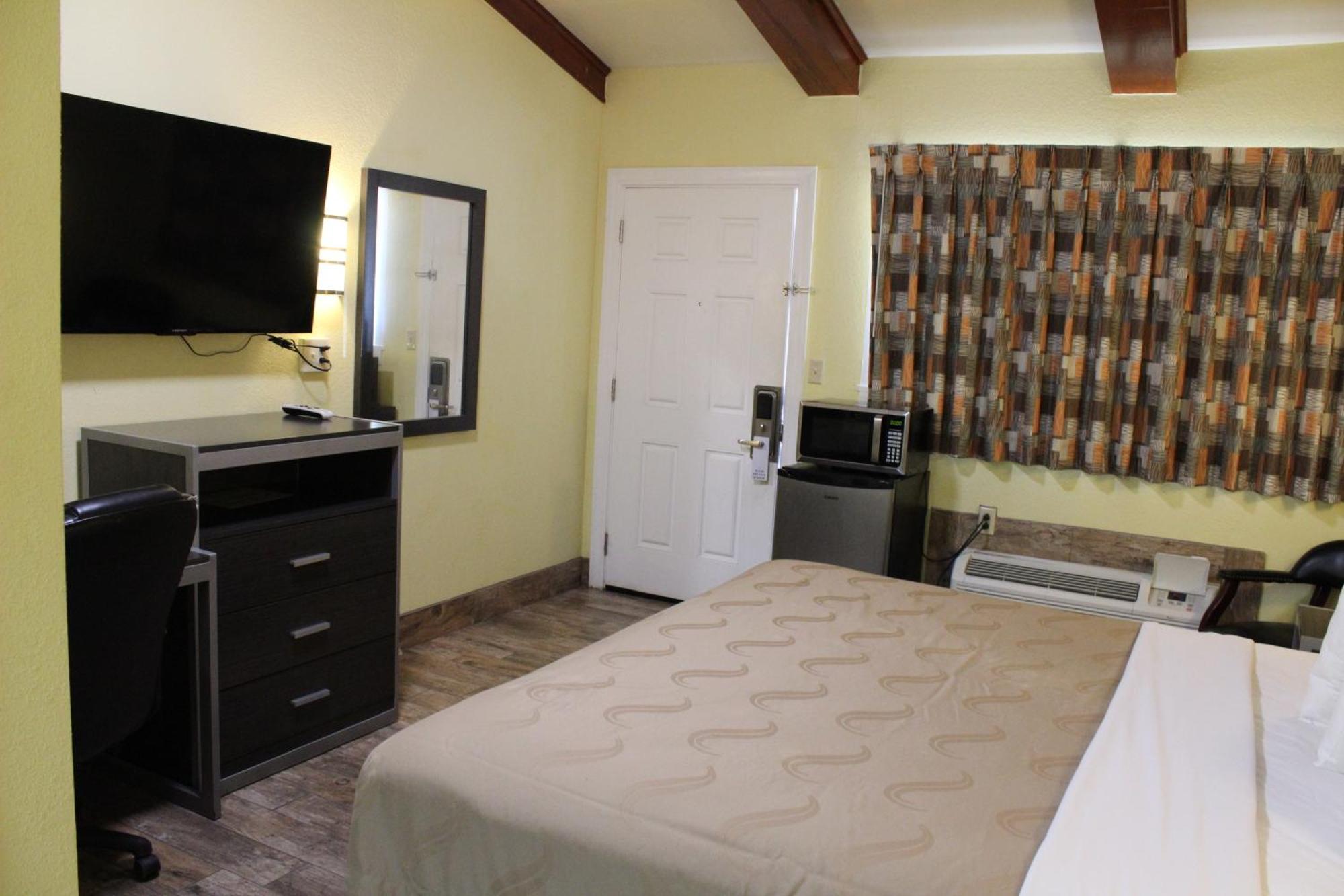 Evergreen Inn And R.V. Winnfield Esterno foto